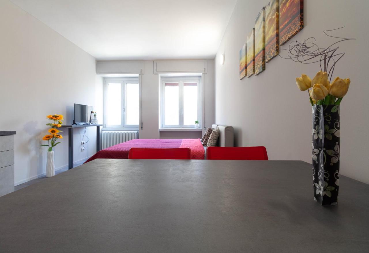 Appartamento Girasole - Affitti Brevi Italia Lecco Luaran gambar