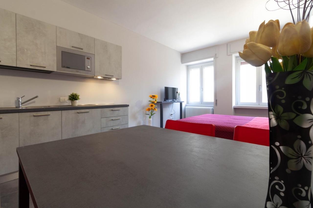 Appartamento Girasole - Affitti Brevi Italia Lecco Luaran gambar