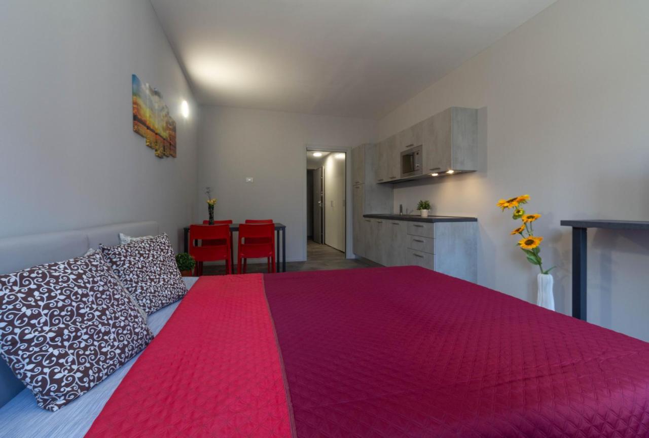 Appartamento Girasole - Affitti Brevi Italia Lecco Luaran gambar